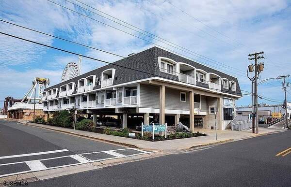 871 E 7th Street #40, Ocean City, NJ 08226
