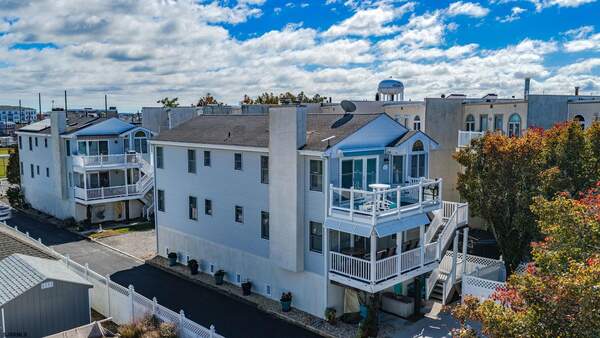 536 Bay Ave #2, Ocean City, NJ 08226