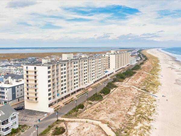 3700 Boardwalk 403S, Sea Isle City, NJ 08243