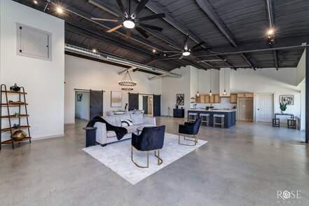 listing_244301825_image