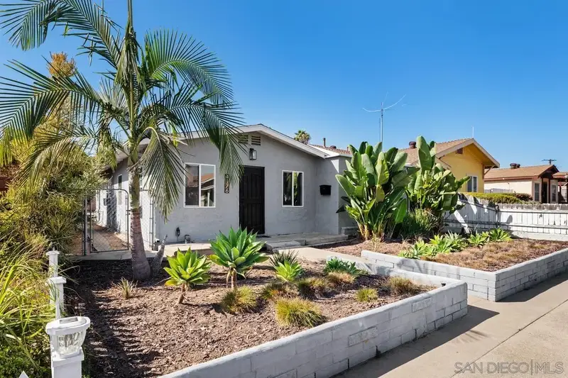 4176 Pepper Dr