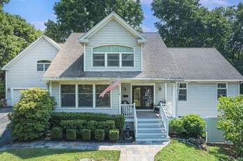 listing_218438081_image