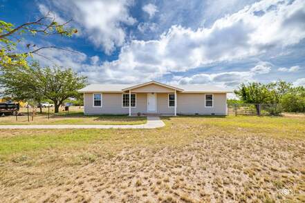 listing_246791245_image