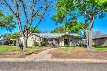 listing_242309620_image