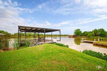 listing_242380991_image