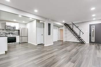 listing_242542325_image