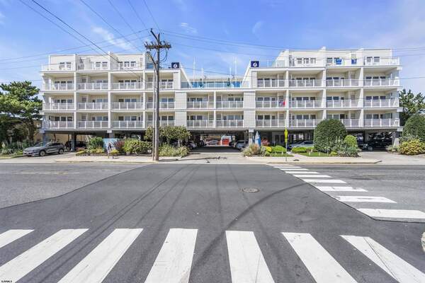 812 Ocean Ave #420, Ocean City, NJ 08226