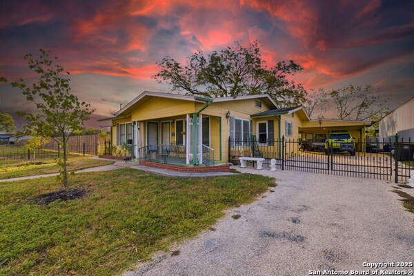 710 Main, Schertz
