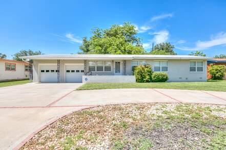 listing_243518616_image