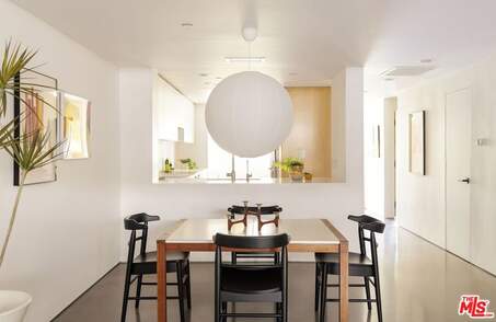 listing_271037276_image