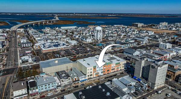 810 Asbury Ave #305, Ocean City, NJ 08226