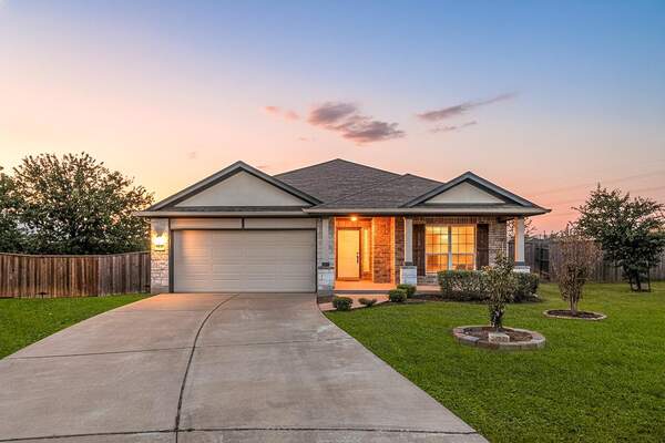 1012 Chad Loop, Round Rock
