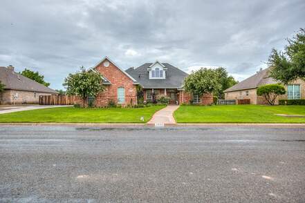listing_246992722_image