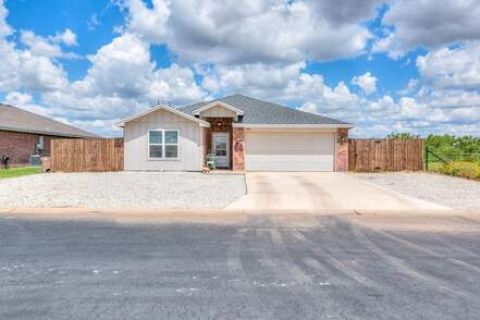 listing_245596839_image