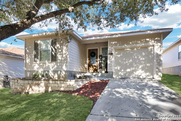 5714 Red Cyn, San Antonio