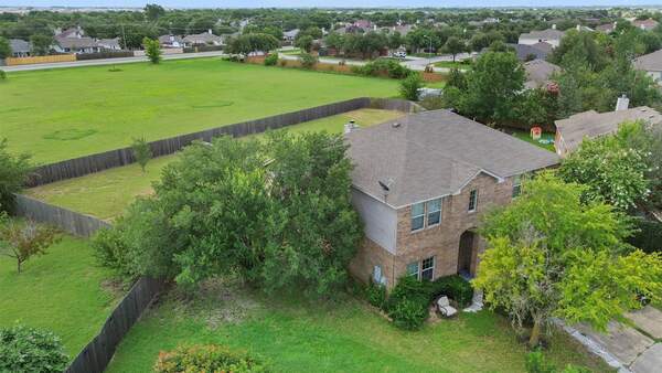 451 Swenson Dr, Hutto