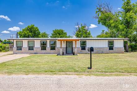 listing_245723162_image