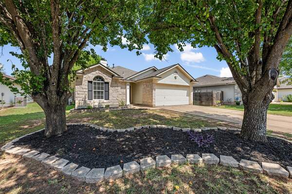 815 Sonny Dr, Leander
