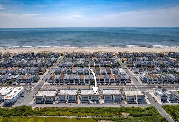 4442 West Ave #8, Ocean City, NJ 08226