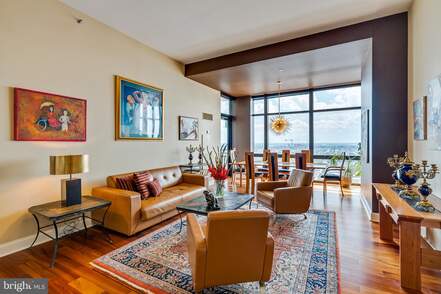 listing_261037361_image