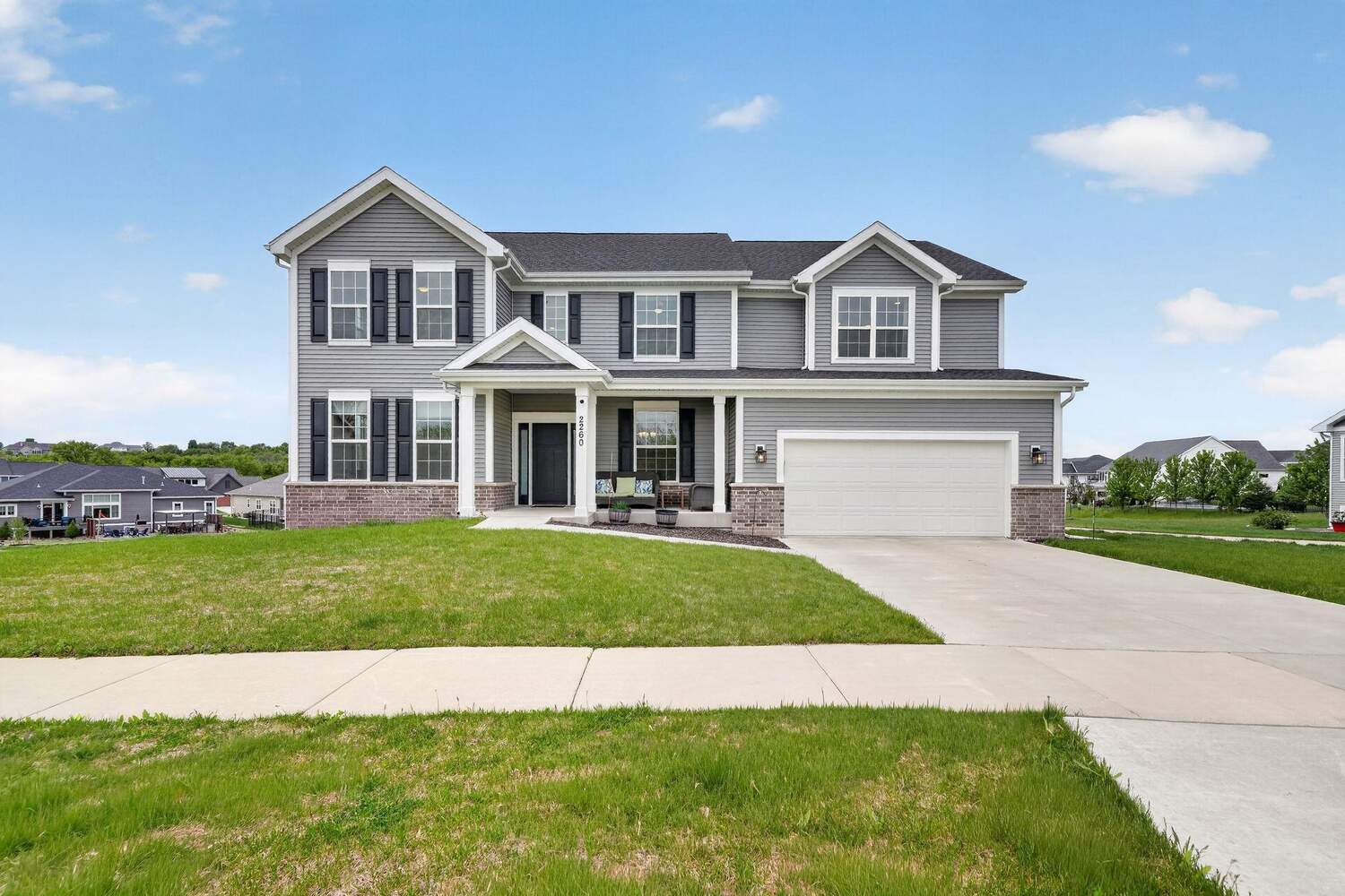 2260 Lonnie Lane — front exterior