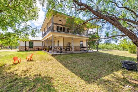 listing_246168117_image