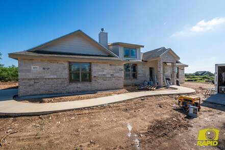 listing_245792343_image