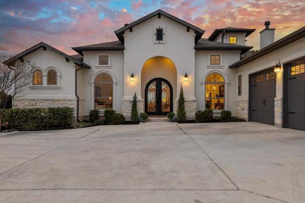 113 Jingle Jangle, Liberty Hill