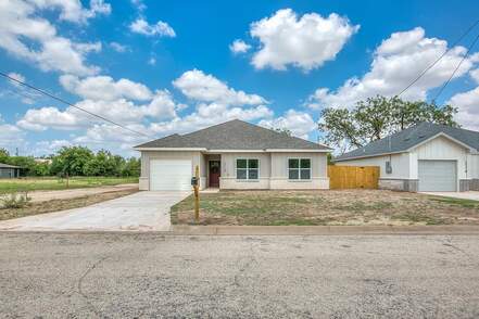 listing_243921850_image