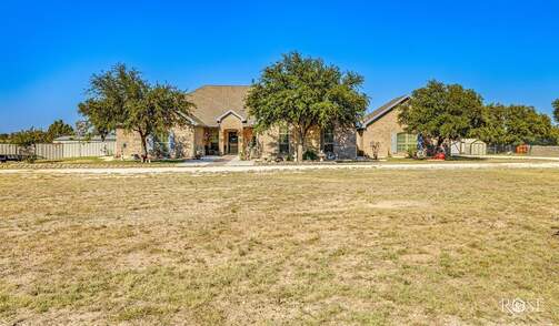 listing_241953902_image