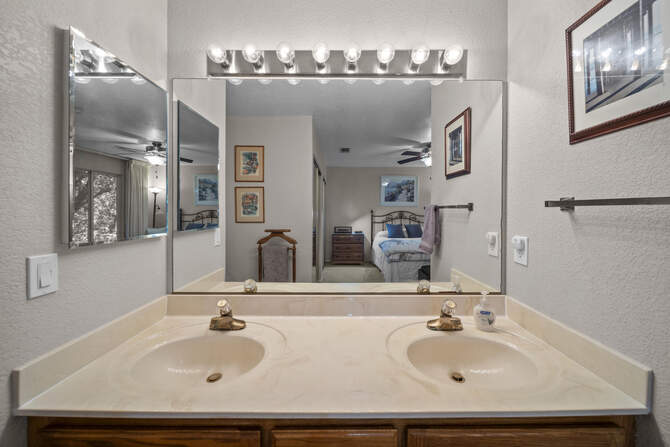 Property photo 1 of 59