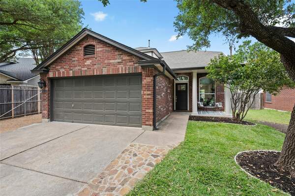 1414 Thibodeaux Dr, Round Rock