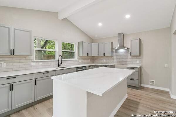 318 Trafalgar, San Antonio