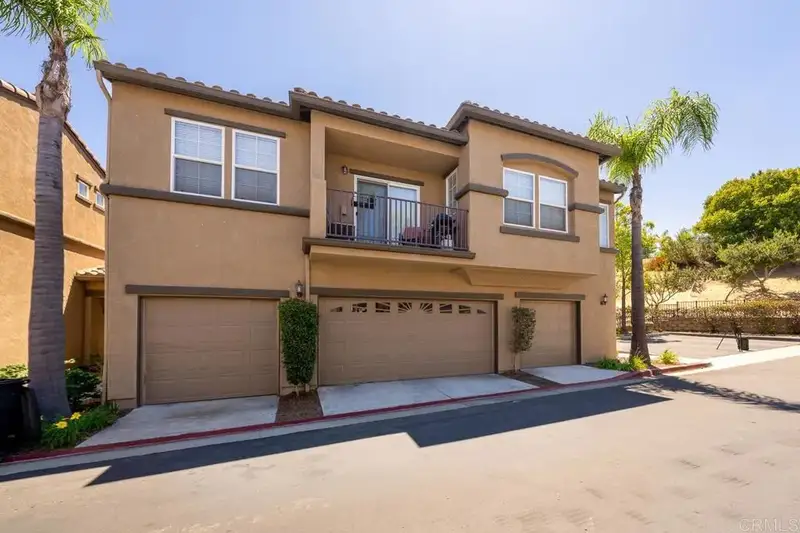 6233 Avenida De Las Vistas 4