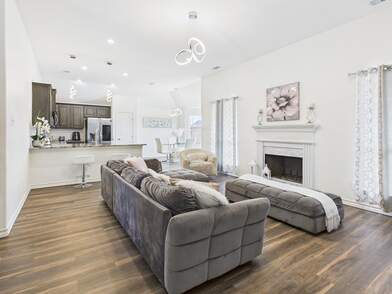 listing_245480597_image