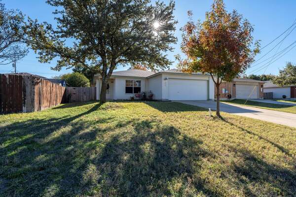 415 Jim Miller Dr, Kyle