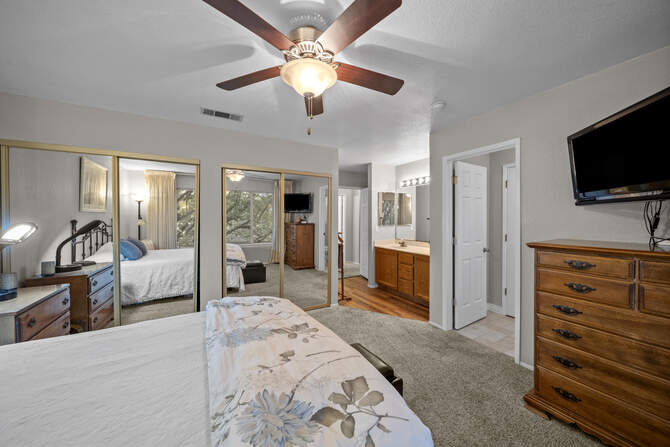 Property photo 1 of 59