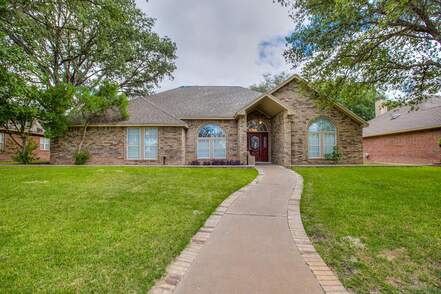 listing_246822397_image