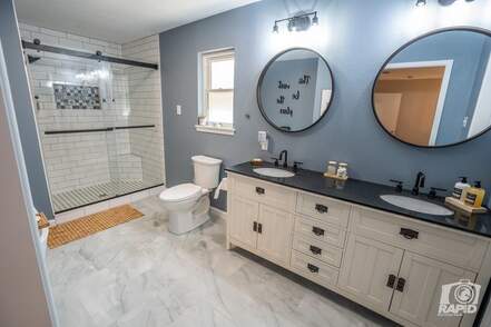listing_244297019_image