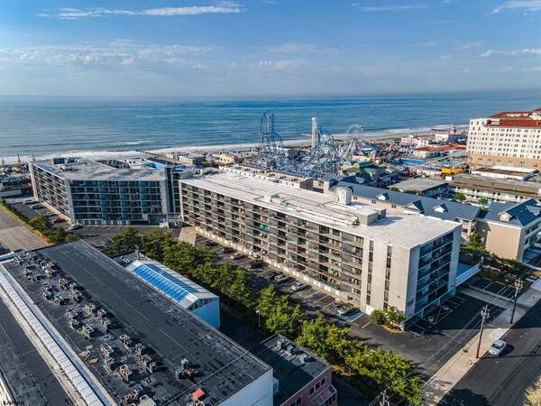 935 Ocean Ave #605, Ocean City, NJ 08226
