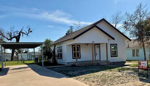 listing_243547988_image