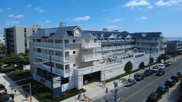 719 E 10th Street #303, Ocean City, NJ 08226