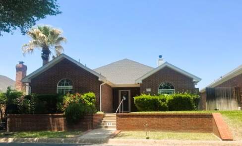 listing_243456937_image