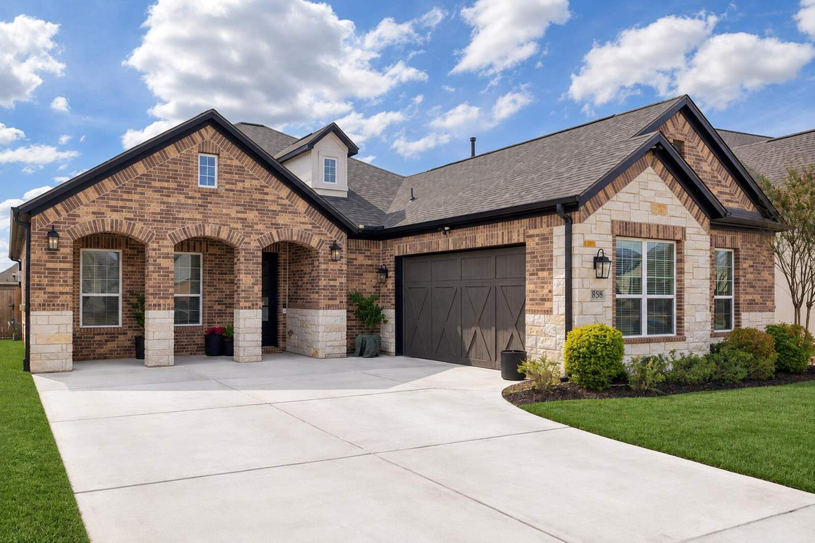 17305 Autumn Falls Dr, Manor
