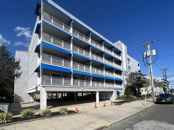 1008 Wesley Ave #201, Ocean City, NJ 08226
